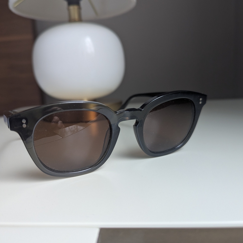 BNWOT Lowercase NYC Astor sunglasses, Sage Green - Picture 6 of 11